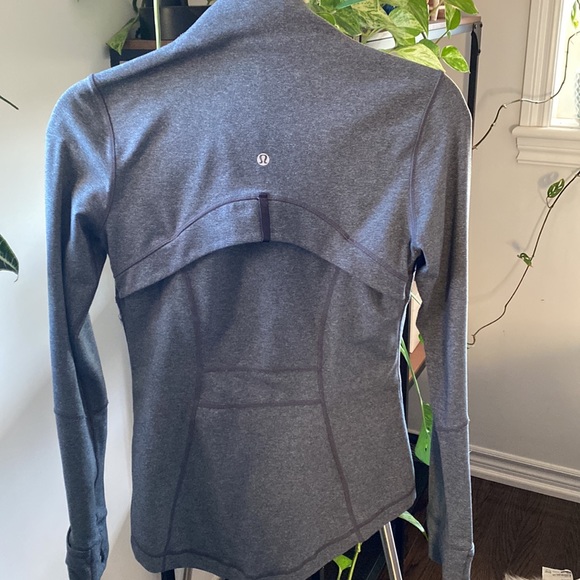 Define jacket - Picture 3 of 4